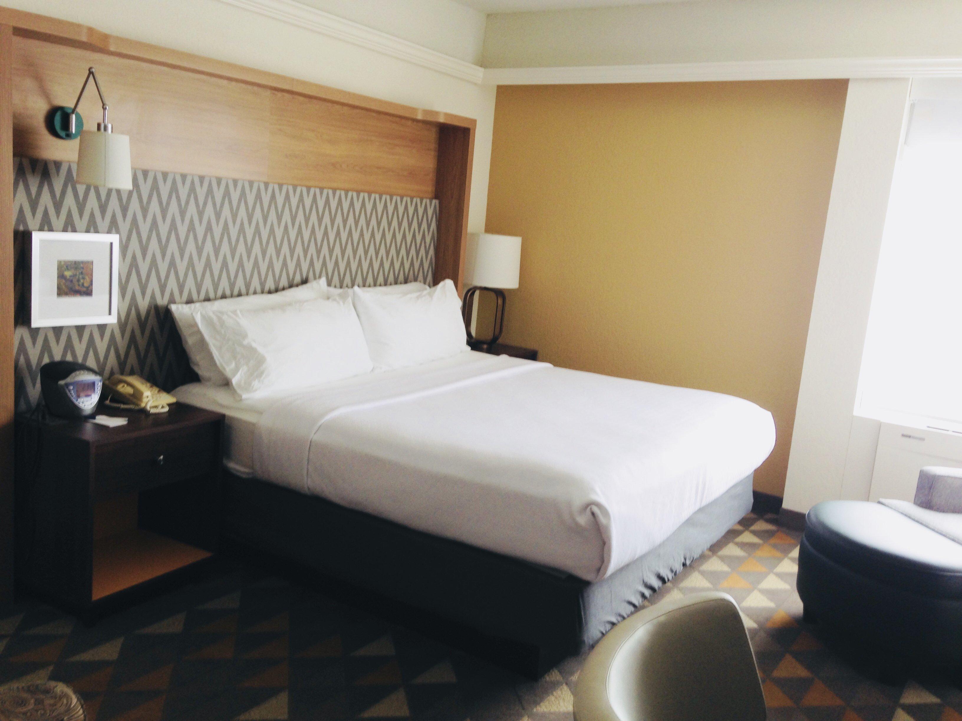 Holiday Inn & Suites Pittsfield-Berkshires, An Ihg Hotel Экстерьер фото